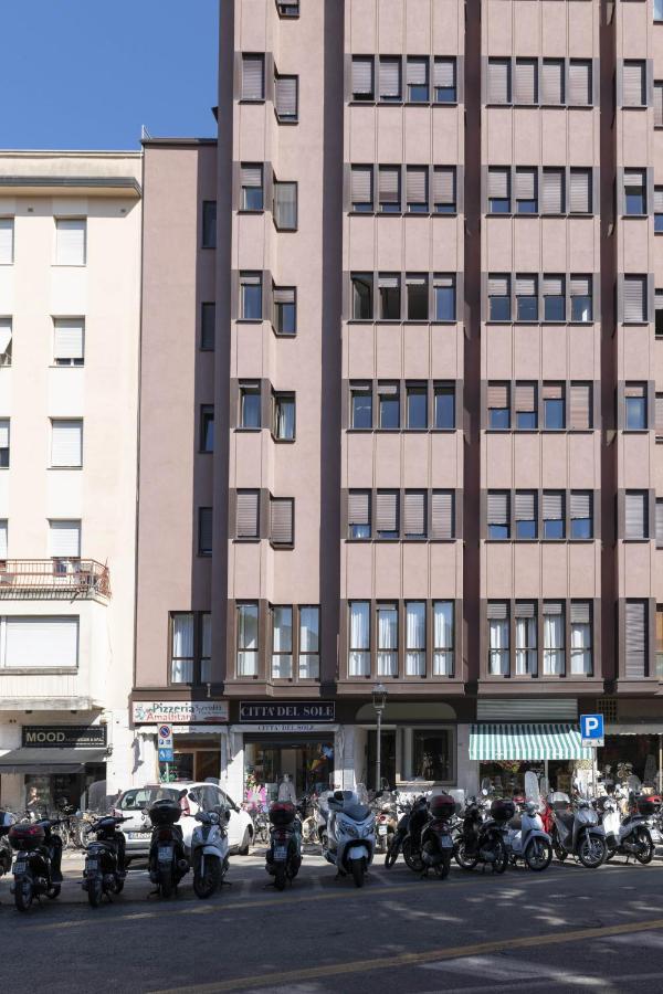 Casa Lazzarini Luxury Apartment Pesaro Eksteriør billede