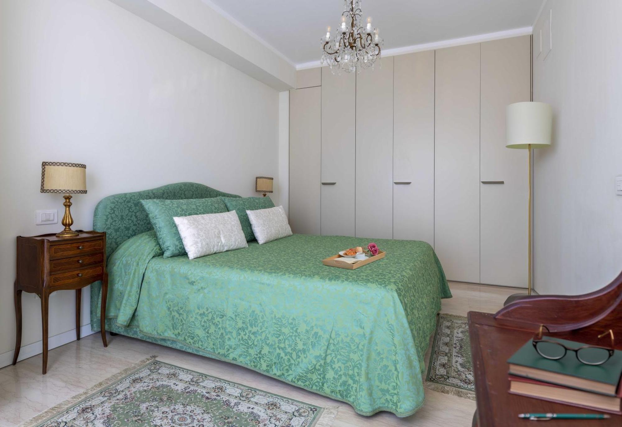 Casa Lazzarini Luxury Apartment Pesaro Eksteriør billede